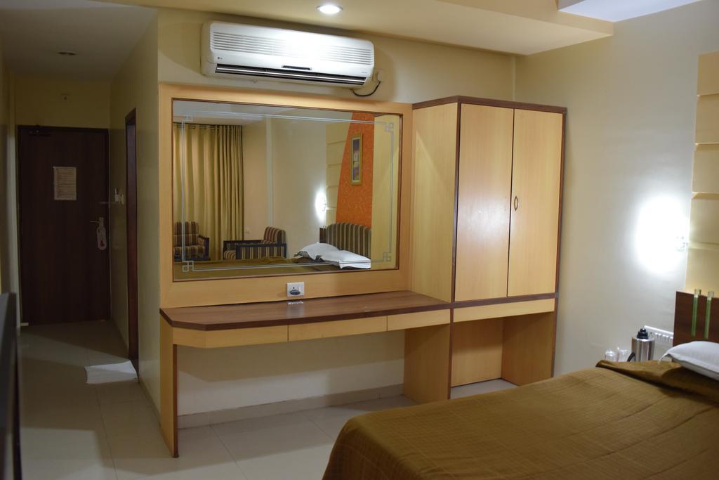 Hotel Jai Residency Gāndhīdhām Pokoj fotografie